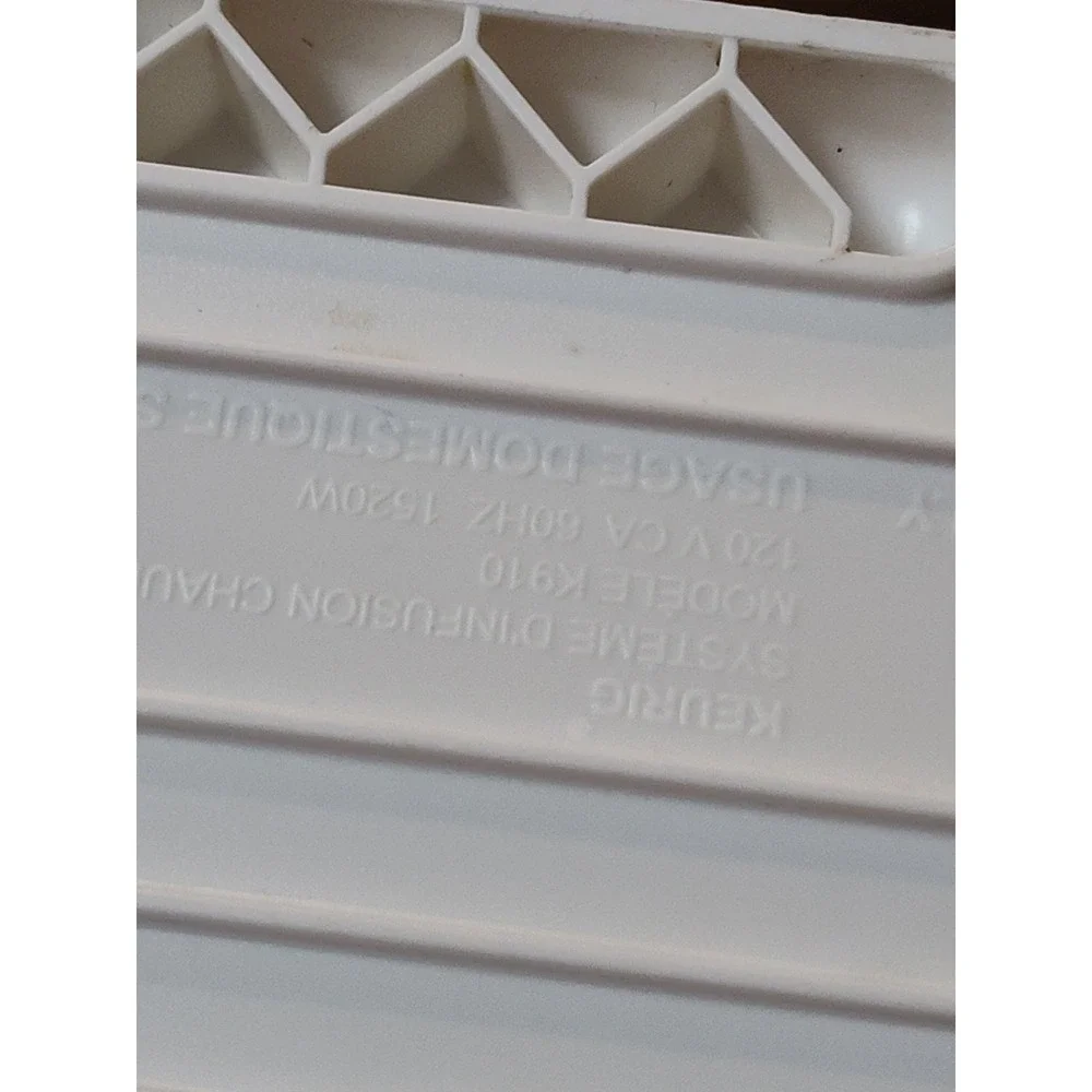 Keurig K-Supreme Single Serve K-Cup Pod Coffee Machine Ivory K910